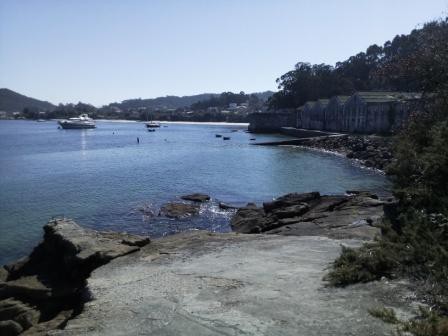 Vistas de playa Arneles desde Pintens